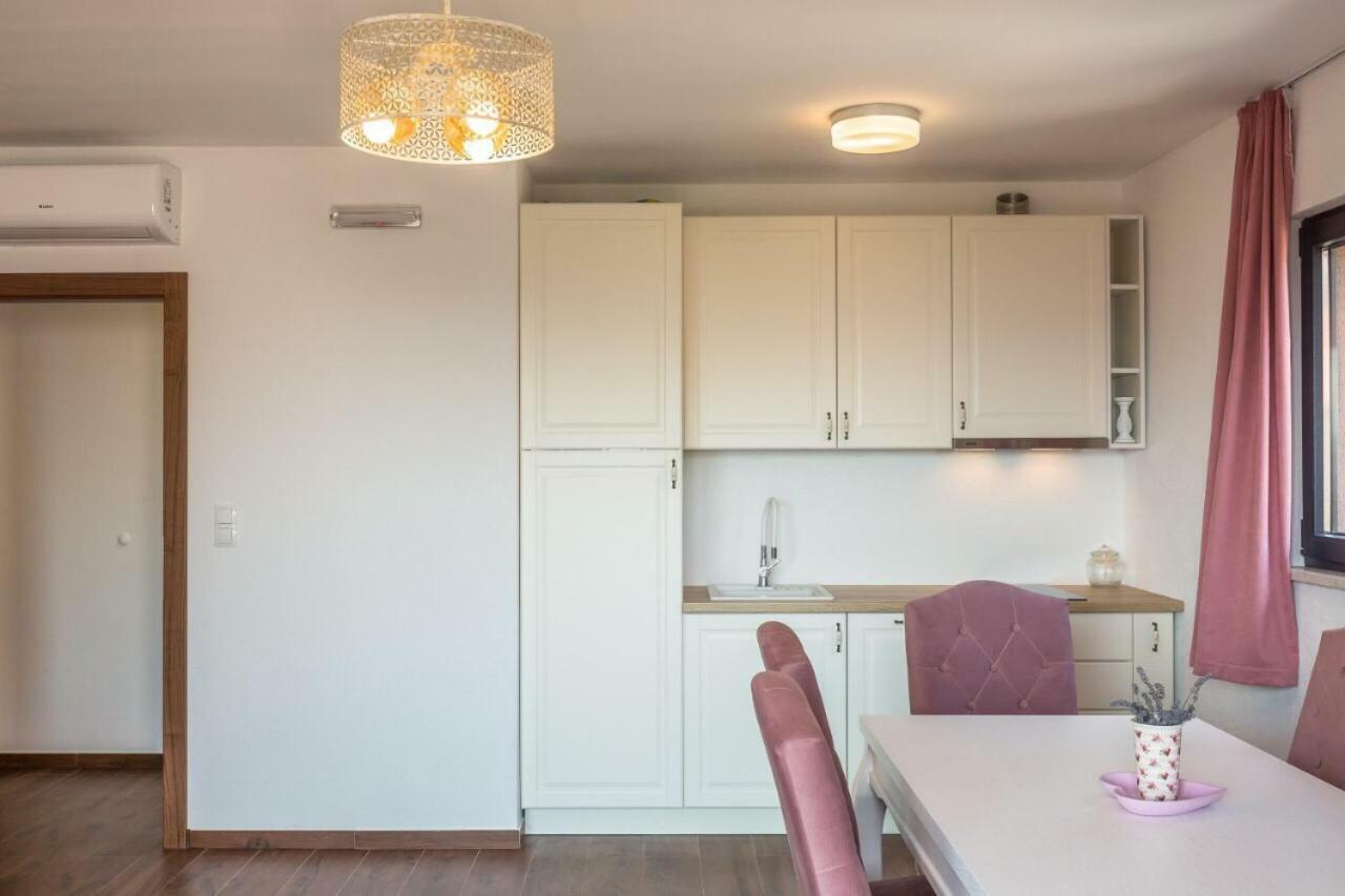 Apartmani Arapovic Башка-Вода Екстер'єр фото