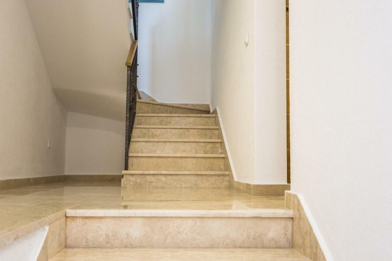 Apartmani Arapovic Башка-Вода Екстер'єр фото